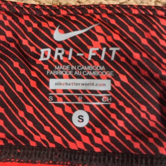 Nike Dri-Fit Crop Leggings - Picture 6 of 6